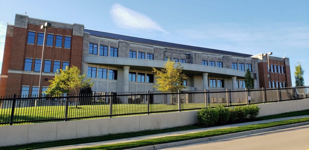 commercial building exterior cleaning Louisville Ky